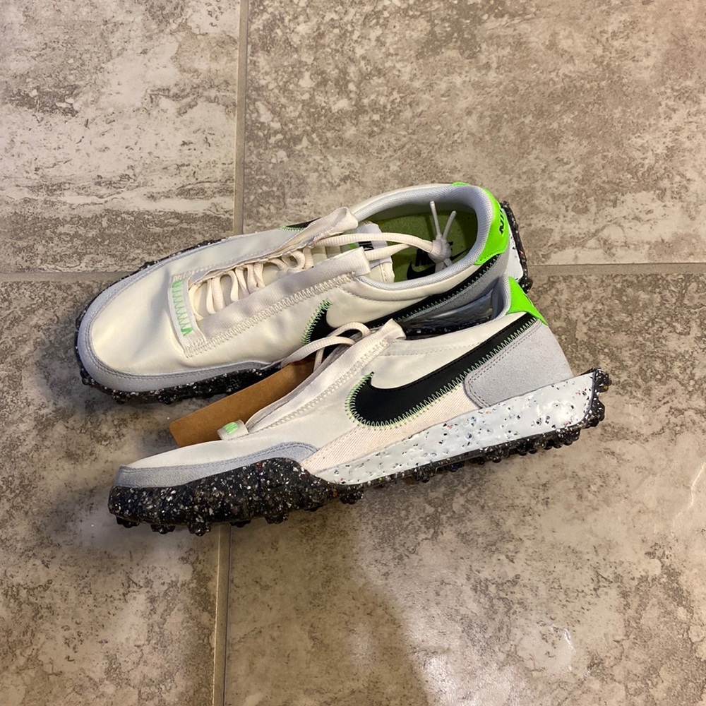 Nike waffle racers